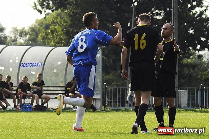 Zdjęcie w galerii na portalu naszraciborz.pl: Cztery bramki Frydryka pogrążyły Krzyżanowice wiadomości z regionu