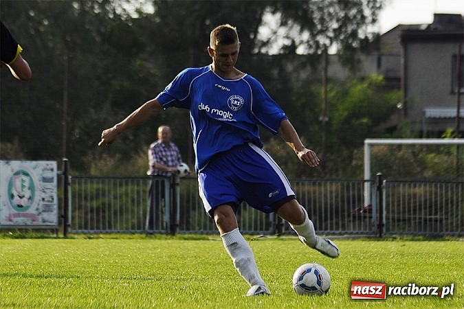 Zdjęcie w galerii na portalu naszraciborz.pl: Cztery bramki Frydryka pogrążyły Krzyżanowice wiadomości z regionu