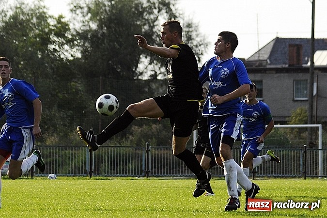 Zdjęcie w galerii na portalu naszraciborz.pl: Cztery bramki Frydryka pogrążyły Krzyżanowice wiadomości z regionu