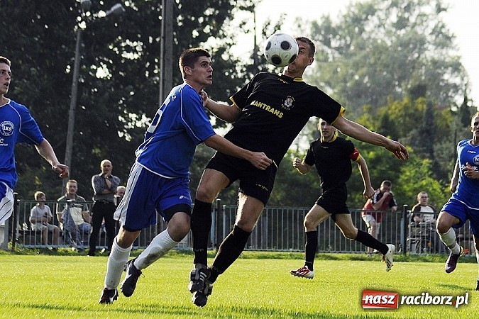 Zdjęcie w galerii na portalu naszraciborz.pl: Cztery bramki Frydryka pogrążyły Krzyżanowice wiadomości z regionu