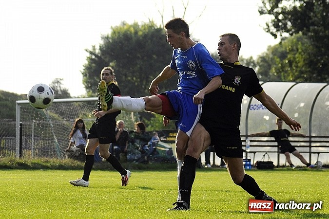 Zdjęcie w galerii na portalu naszraciborz.pl: Cztery bramki Frydryka pogrążyły Krzyżanowice wiadomości z regionu