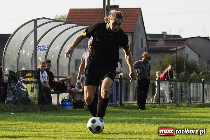 Zdjęcie w galerii na portalu naszraciborz.pl: Cztery bramki Frydryka pogrążyły Krzyżanowice wiadomości z regionu