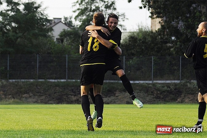 Zdjęcie w galerii na portalu naszraciborz.pl: Cztery bramki Frydryka pogrążyły Krzyżanowice wiadomości z regionu