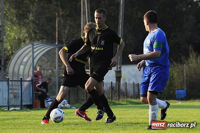 Zdjęcie w galerii na portalu naszraciborz.pl: Cztery bramki Frydryka pogrążyły Krzyżanowice wiadomości z regionu