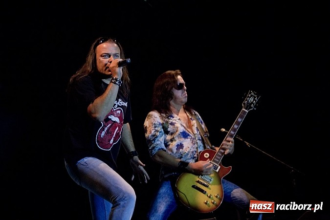 Zdjęcie w galerii na portalu naszraciborz.pl: Marka robi swoje - Oddział Zamknięty zagrał na Memoriale wiadomości z regionu