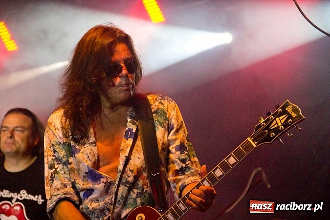 Zdjęcie w galerii na portalu naszraciborz.pl: Marka robi swoje - Oddział Zamknięty zagrał na Memoriale wiadomości z regionu