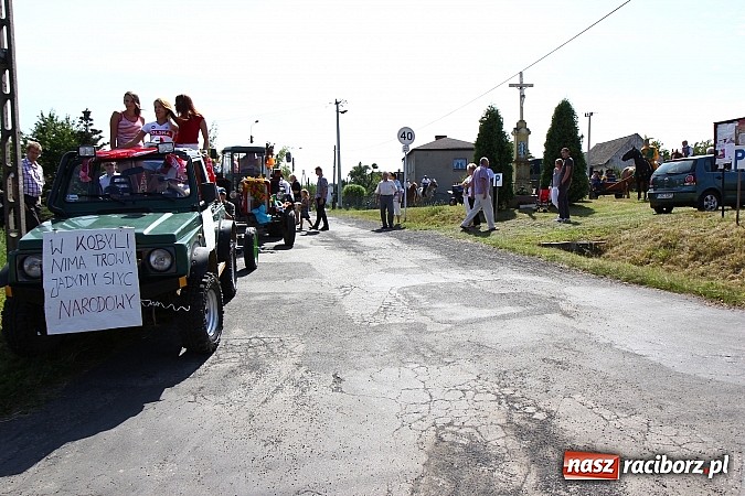 Zdjęcie w galerii na portalu naszraciborz.pl: Święto plonów w Kobyli na wesoło wiadomości z regionu