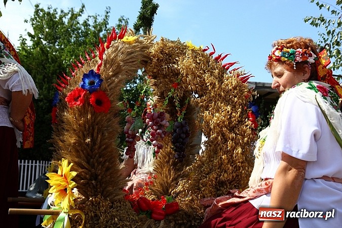 Zdjęcie w galerii na portalu naszraciborz.pl: Święto plonów w Kobyli na wesoło wiadomości z regionu