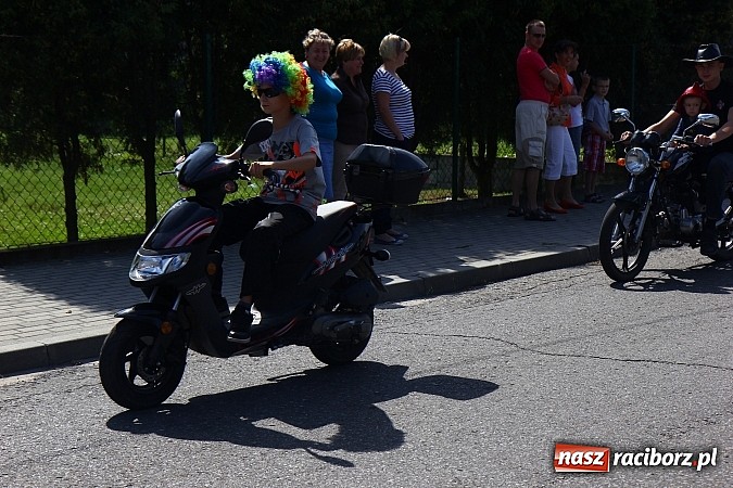 Zdjęcie w galerii na portalu naszraciborz.pl: Święto plonów w Kobyli na wesoło wiadomości z regionu