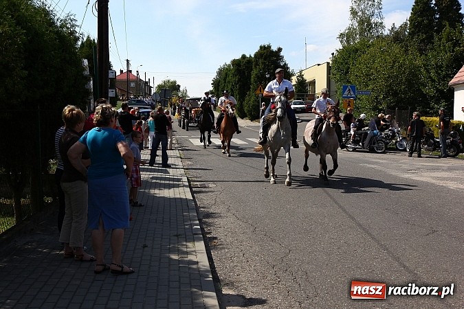 Zdjęcie w galerii na portalu naszraciborz.pl: Święto plonów w Kobyli na wesoło wiadomości z regionu