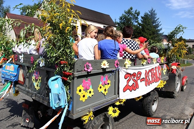 Zdjęcie w galerii na portalu naszraciborz.pl: Święto plonów w Kobyli na wesoło wiadomości z regionu