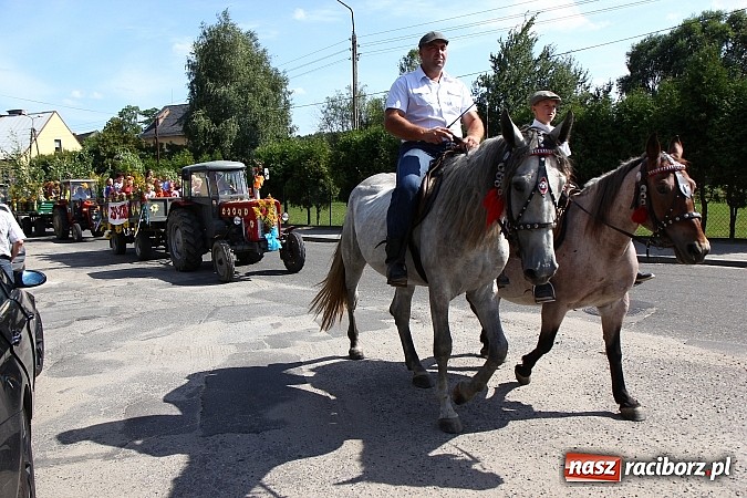 Zdjęcie w galerii na portalu naszraciborz.pl: Święto plonów w Kobyli na wesoło wiadomości z regionu
