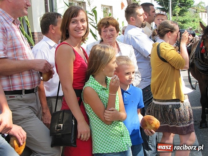 Zdjęcie w galerii na portalu naszraciborz.pl: Święto plonów w Cyprzanowie i Lekartowie wiadomości z regionu