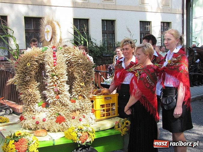 Zdjęcie w galerii na portalu naszraciborz.pl: Święto plonów w Cyprzanowie i Lekartowie wiadomości z regionu