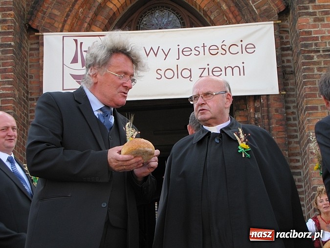 Zdjęcie w galerii na portalu naszraciborz.pl: Święto plonów w Cyprzanowie i Lekartowie wiadomości z regionu