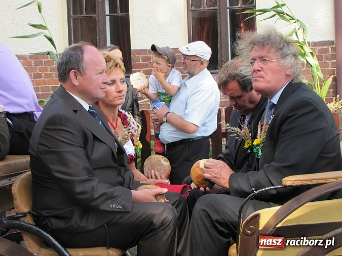 Zdjęcie w galerii na portalu naszraciborz.pl: Święto plonów w Cyprzanowie i Lekartowie wiadomości z regionu
