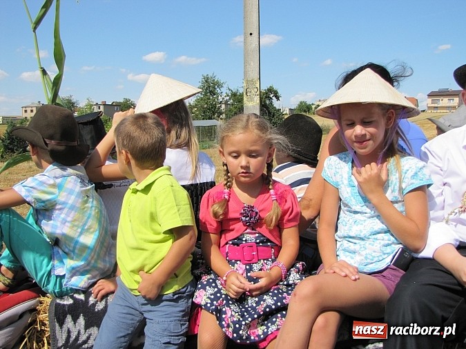 Zdjęcie w galerii na portalu naszraciborz.pl: Święto plonów w Cyprzanowie i Lekartowie wiadomości z regionu