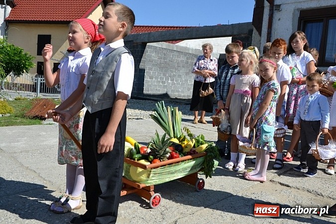 Zdjęcie w galerii na portalu naszraciborz.pl: Dożynki parafialne w Krzyżanowicach wiadomości z regionu
