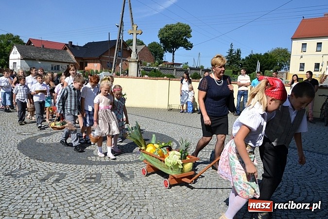 Zdjęcie w galerii na portalu naszraciborz.pl: Dożynki parafialne w Krzyżanowicach wiadomości z regionu