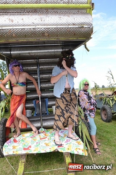 Zdjęcie w galerii na portalu naszraciborz.pl: W korowodzie świetlica idzie na przodzie wiadomości z regionu