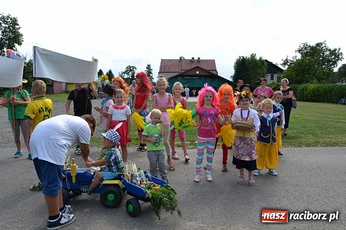Zdjęcie w galerii na portalu naszraciborz.pl: W korowodzie świetlica idzie na przodzie wiadomości z regionu