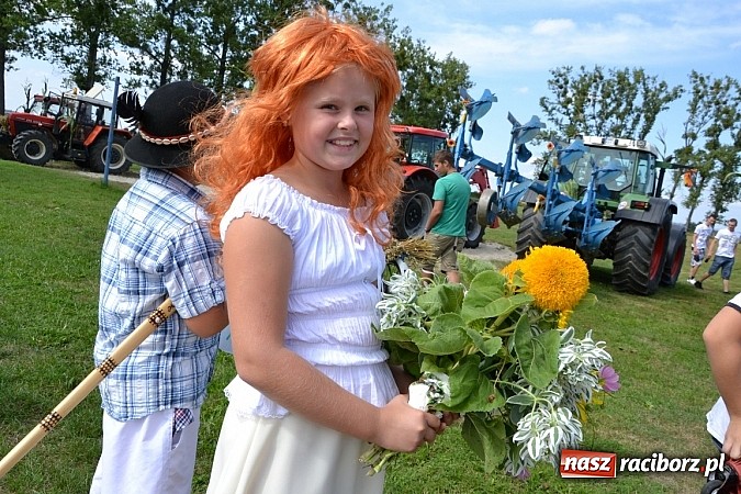 Zdjęcie w galerii na portalu naszraciborz.pl: W korowodzie świetlica idzie na przodzie wiadomości z regionu