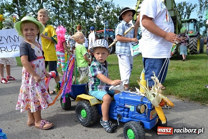 Zdjęcie w galerii na portalu naszraciborz.pl: W korowodzie świetlica idzie na przodzie wiadomości z regionu