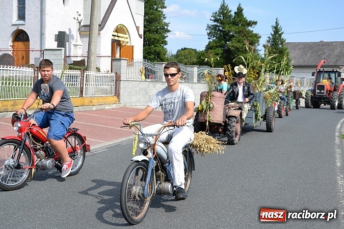 Zdjęcie w galerii na portalu naszraciborz.pl: W korowodzie świetlica idzie na przodzie wiadomości z regionu