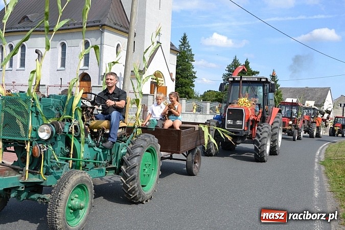Zdjęcie w galerii na portalu naszraciborz.pl: W korowodzie świetlica idzie na przodzie wiadomości z regionu