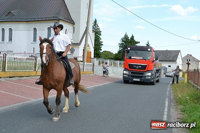 Zdjęcie w galerii na portalu naszraciborz.pl: W korowodzie świetlica idzie na przodzie wiadomości z regionu