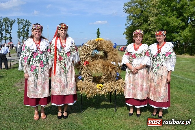 Zdjęcie w galerii na portalu naszraciborz.pl: W korowodzie świetlica idzie na przodzie wiadomości z regionu