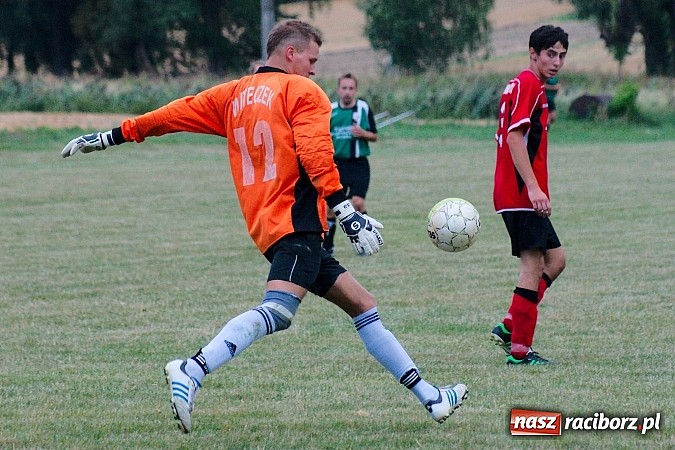 Zdjęcie w galerii na portalu naszraciborz.pl: Paweł Rycka zapewnił Płoni zwycięstwo. Wicher liderem wiadomości z regionu