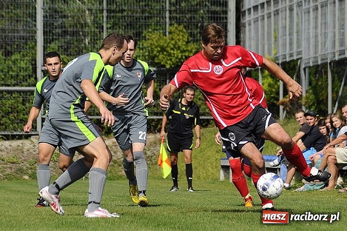 Zdjęcie w galerii na portalu naszraciborz.pl: Trafił Wilk razy kilka... Pierwsze punkty Markowic wiadomości z regionu