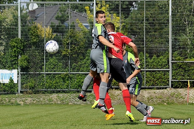 Zdjęcie w galerii na portalu naszraciborz.pl: Trafił Wilk razy kilka... Pierwsze punkty Markowic wiadomości z regionu