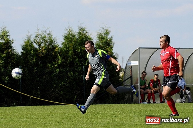 Zdjęcie w galerii na portalu naszraciborz.pl: Trafił Wilk razy kilka... Pierwsze punkty Markowic wiadomości z regionu