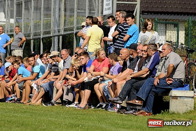 Zdjęcie w galerii na portalu naszraciborz.pl: Trafił Wilk razy kilka... Pierwsze punkty Markowic wiadomości z regionu