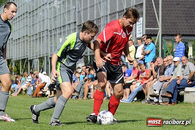 Zdjęcie w galerii na portalu naszraciborz.pl: Trafił Wilk razy kilka... Pierwsze punkty Markowic wiadomości z regionu