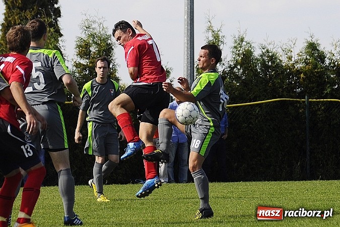 Zdjęcie w galerii na portalu naszraciborz.pl: Trafił Wilk razy kilka... Pierwsze punkty Markowic wiadomości z regionu