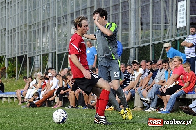 Zdjęcie w galerii na portalu naszraciborz.pl: Trafił Wilk razy kilka... Pierwsze punkty Markowic wiadomości z regionu