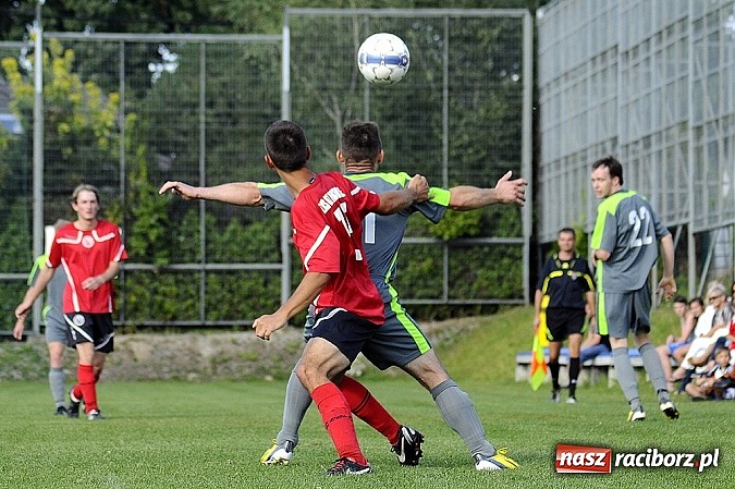 Zdjęcie w galerii na portalu naszraciborz.pl: Trafił Wilk razy kilka... Pierwsze punkty Markowic wiadomości z regionu