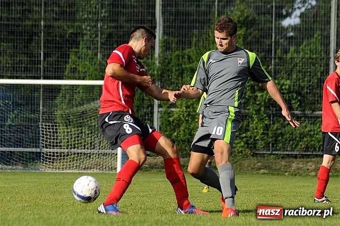Zdjęcie w galerii na portalu naszraciborz.pl: Trafił Wilk razy kilka... Pierwsze punkty Markowic wiadomości z regionu