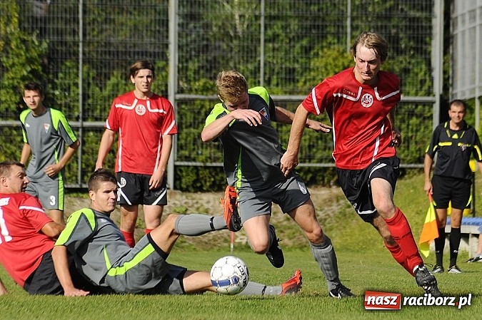 Zdjęcie w galerii na portalu naszraciborz.pl: Trafił Wilk razy kilka... Pierwsze punkty Markowic wiadomości z regionu