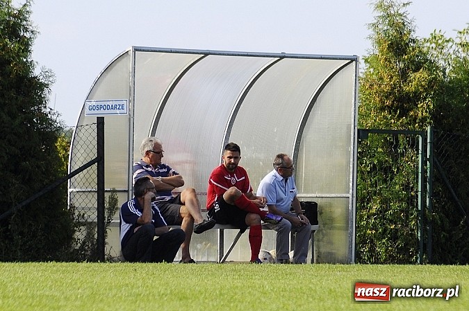 Zdjęcie w galerii na portalu naszraciborz.pl: Trafił Wilk razy kilka... Pierwsze punkty Markowic wiadomości z regionu
