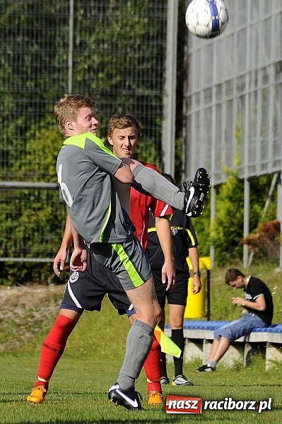Zdjęcie w galerii na portalu naszraciborz.pl: Trafił Wilk razy kilka... Pierwsze punkty Markowic wiadomości z regionu