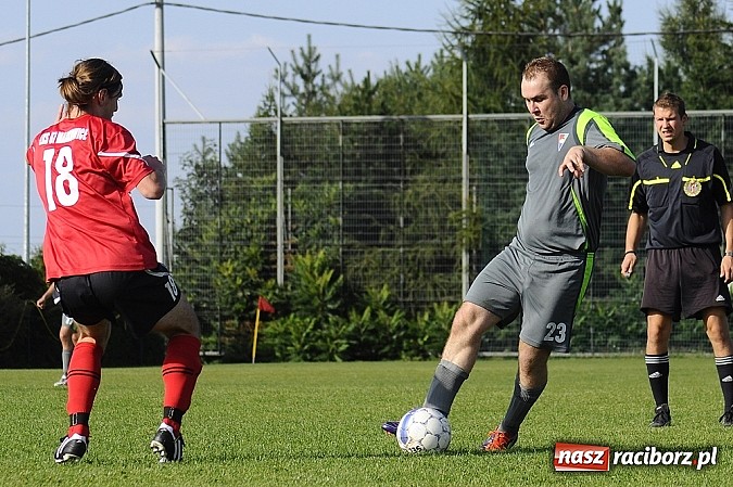 Zdjęcie w galerii na portalu naszraciborz.pl: Trafił Wilk razy kilka... Pierwsze punkty Markowic wiadomości z regionu