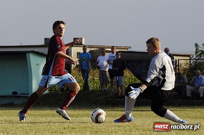 Zdjęcie w galerii na portalu naszraciborz.pl: C klasa: Zgoda wygrała ze Strzelcem wiadomości z regionu