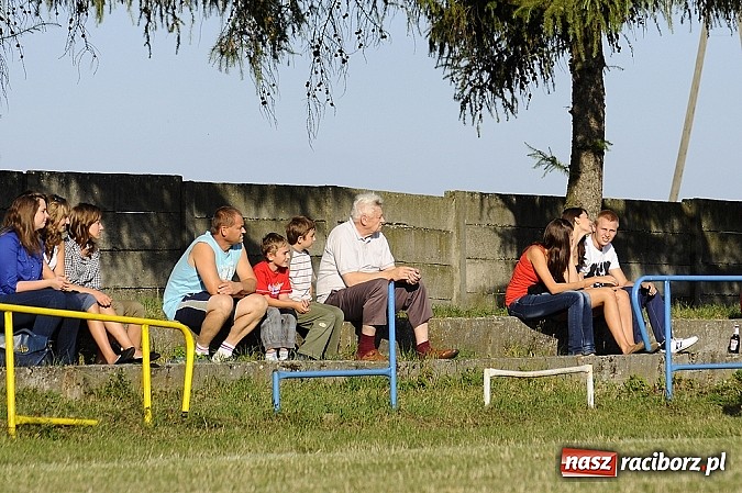 Zdjęcie w galerii na portalu naszraciborz.pl: C klasa: Zgoda wygrała ze Strzelcem wiadomości z regionu