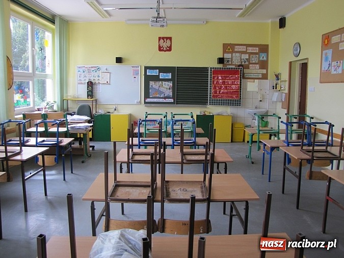 Zdjęcie w galerii na portalu naszraciborz.pl: Remont SP 15 idzie pełną parą. Inwestycję wsparł NFOŚiGW wiadomości z regionu