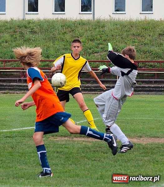 Zdjęcie w galerii na portalu naszraciborz.pl: Trampkarze starsi: Płomień pochłonął Rafako wiadomości z regionu