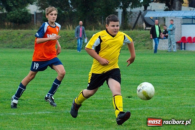 Zdjęcie w galerii na portalu naszraciborz.pl: Trampkarze starsi: Płomień pochłonął Rafako wiadomości z regionu